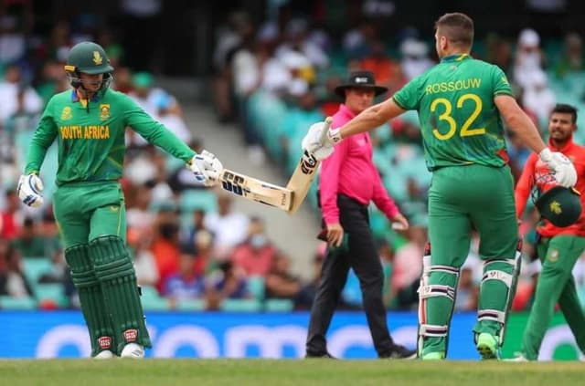 Rossouw-de Kock's record partnership gives Bangladesh huge target of 206 runs