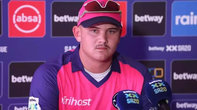 Lhuan-dre Pretorius Joins Hampshire Hawks for Vitality T20 Blasts