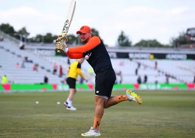 Uncapped Livingstone and Jacks in England squad for Pakistan Tests 