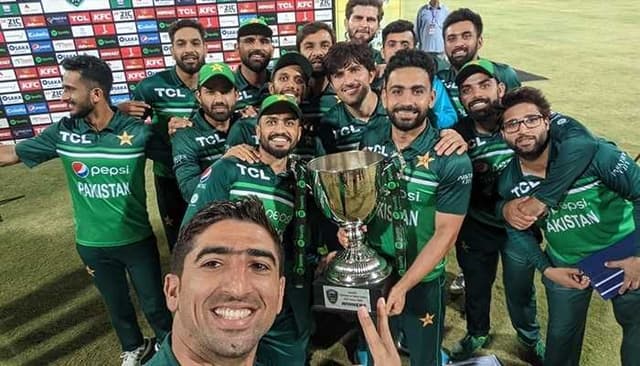Lower middle order shows struggle as Pakistan completes ODI clean sweep over West Indies