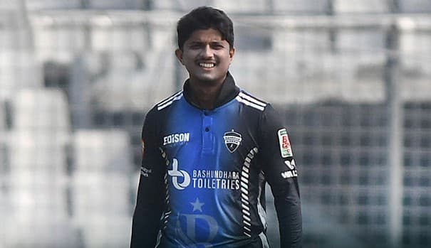 Mahedi Hasan joins Chattogram Royals ahead of upcoming BPL season