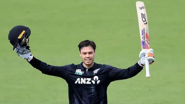Mark Chapman Ruled out of 3rd ODI against Pakistan due to Hamstring Injury