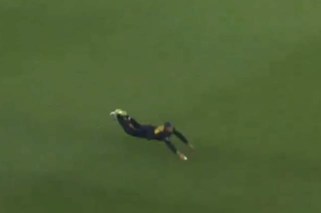 Watch: Marnus Labuschagne turns superman to take an outrageous catch in T20 Blast