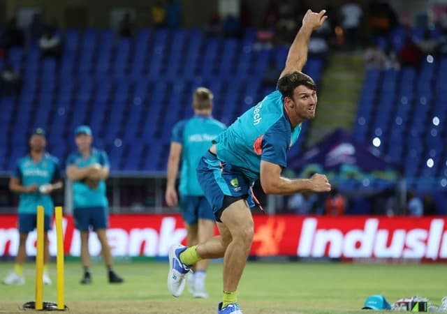 Mitchell Marsh available to bowl in Super Eight stage