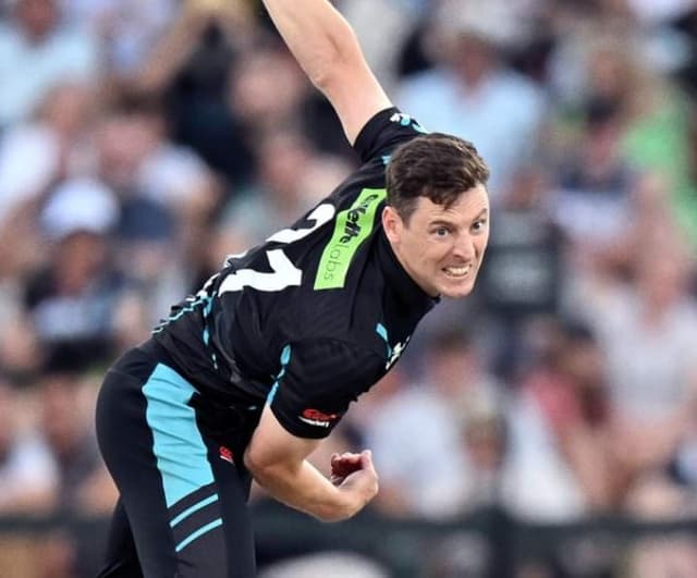 Matt Henry replaces David Willey at LSG