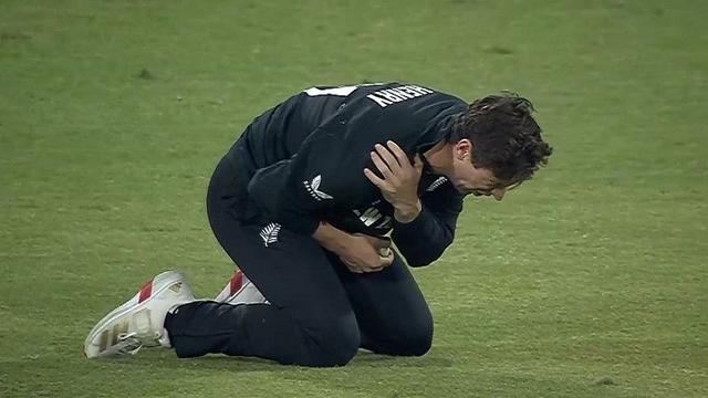 Matt Henry Injury Update: New Zealand Pacer Suffers Shoulder Blow in Champions Trophy 2025 Semi-Final