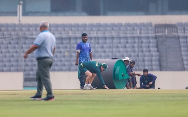 Mike Hesson surprised by grass on Mirpur pitch ahead of Bangladesh series