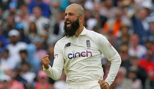 Moeen Ali mulling Test return following England Ashes call