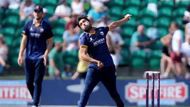 Mohammad Amir Re-Sign Essex for Vitality T20 Blast