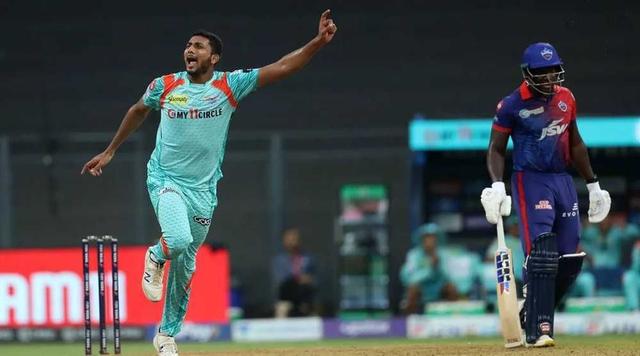 "Just give me four months with him, I'll make him India’s best all-rounder" - Mohammed Shami