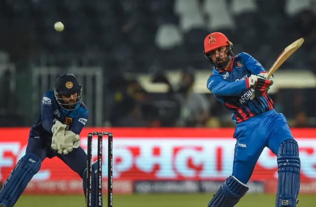 Mohammad Nabi becomes first Afghanistan cricketer to score 5000 international runs