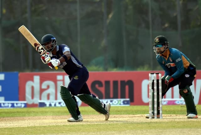 Naeem Islam stars as Gulshan hold nerve to beat Dhanmondi in final-over chase