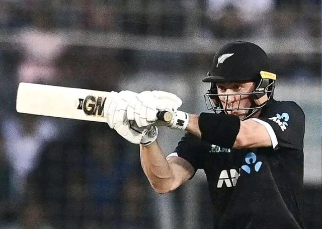 Fifties from Will Young and Nicholls flatten Bangladesh as New Zealand take the series by 2-0 