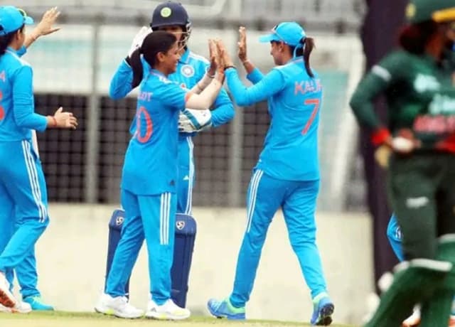 Marufa Akter's four wicket haul inspires Bangladesh win the first ODI and go 1-0 ahead of the series 