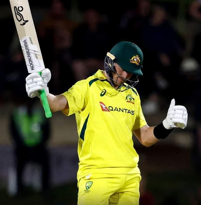 Super concussion sub Labuschagne defies Bavuma heroic 