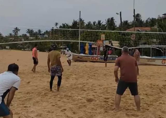SL vs PAK: Pakistani players enjoy beach volleyball session in Sri Lanka