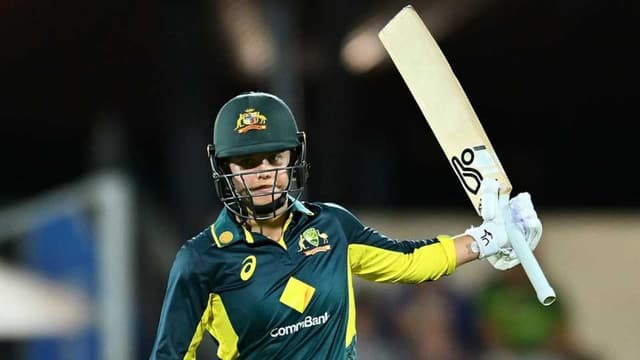 Phoebe Lichfield to captain Sydney Thunder, set to become the youngest captain in WBBL history 