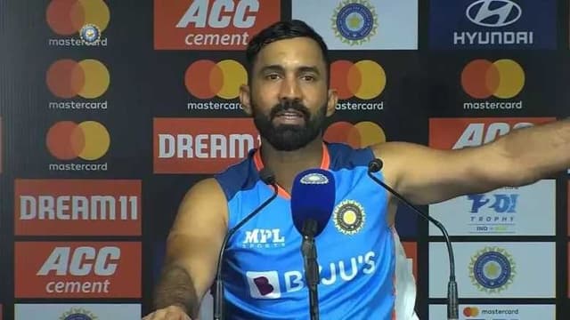 Rohit Sharma would be disappointed with the fielding in 1st ODI - Dinesh Karthik
