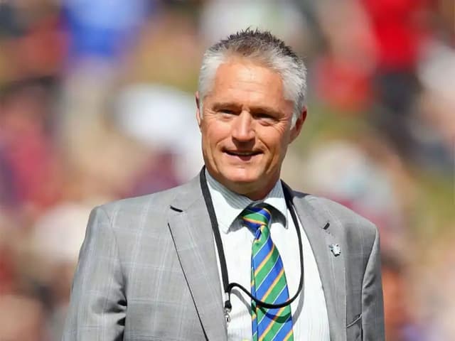 Gavin Larsen resigns as a New Zealand selector