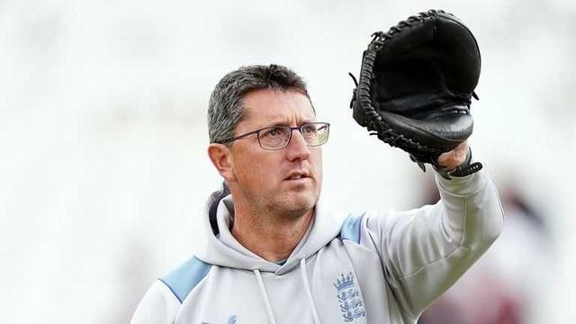 ECB appoints Jon Lewis as England women's head coach