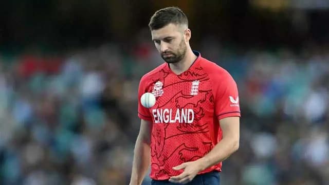 Mark Wood undergoes a fitness test ahead of India clash