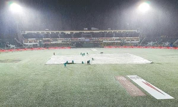 PAK vs NZ 4th T20 abandoned due to heavy rain