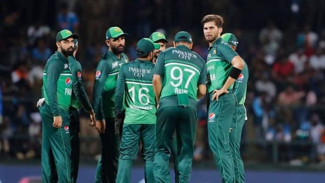 Australia slip to third as Pakistan reclaim No. 1 in ODI rankings