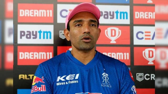 KKR would be looking for three players, says Robin Uthappa