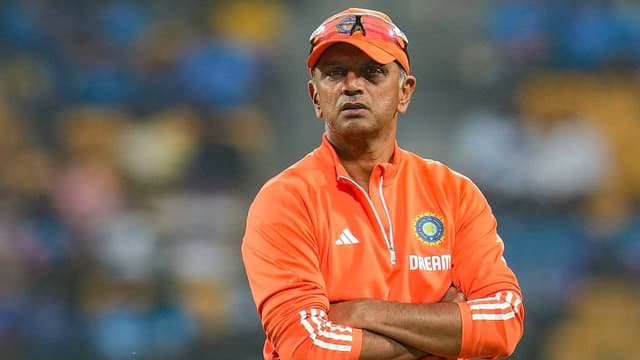 Report: Rajasthan Royals Set for Reunion with Rahul Dravid Ahead of IPL 2025, as ECB Eyes Kumar Sangakkara