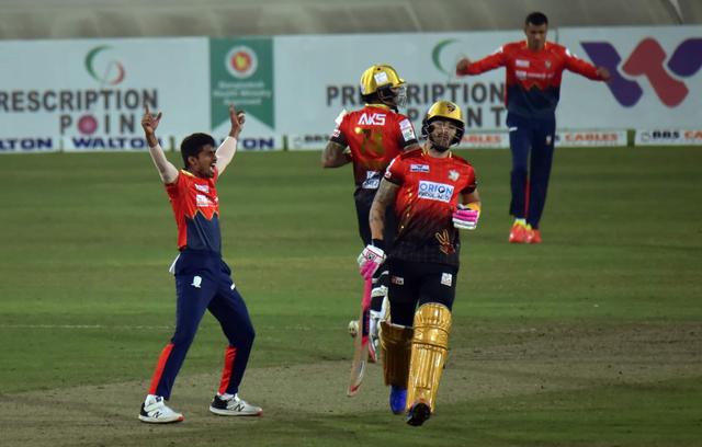 Barishal defend 143 to reach BPL final