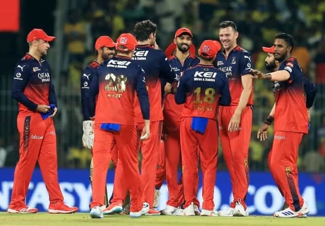 Tom Moody and Varun Aaron shower praises for RCB