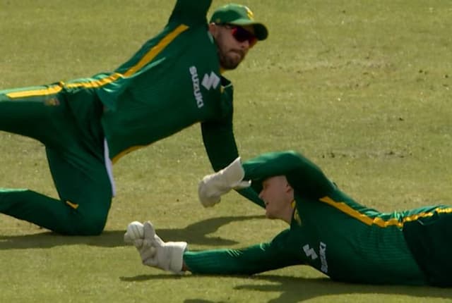 Watch: Ryan Rickelton takes a magical reflex catch to dismiss Joe Root