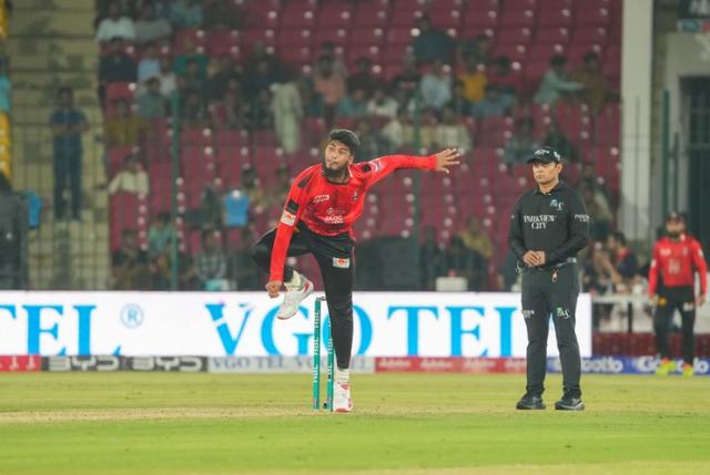 Rishad Hossain bags two wickets but Lahore Qalandars fall short against Multan Sultans