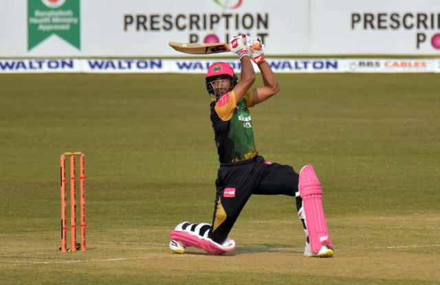 Riyad's blitz, bowlers end Comilla's streak