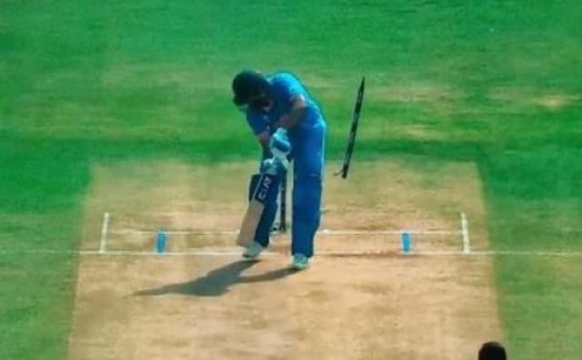 World Cup 2023: Dilshan Madushanka bowls a brilliant inswinger to uproot Rohit Sharma's off-stump