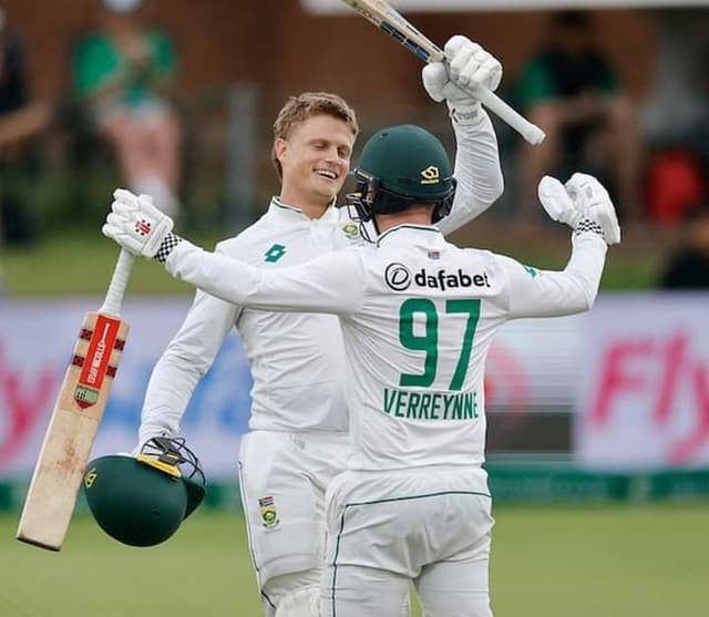 Ryan Rickelton's superb hundred propels South Africa to safe shore 