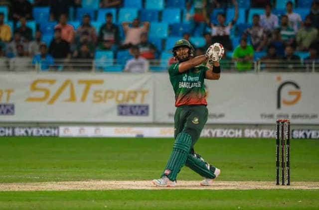 He showed with one shot what he can do with the bat: Siddons on Sabbir