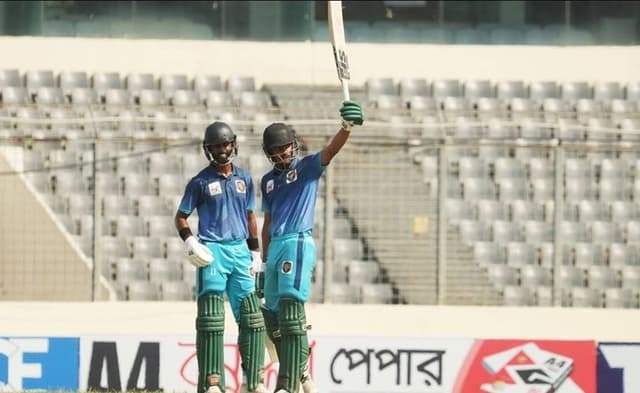 Sadikur and Tofayel guide Gazi Group to victory over Agrani Bank
