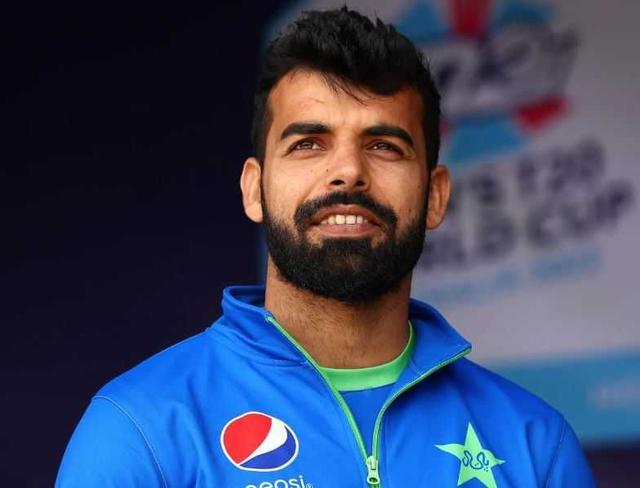Shadab Khan ties knot with Saqlain Mushtaq's daughter