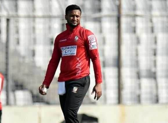 BPL 2023: Shakib enters field angrily, involves in on-field argument with umpires 