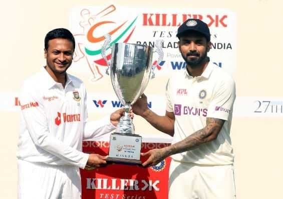 Live: India bat first, both teams go for three spinners and two pacers