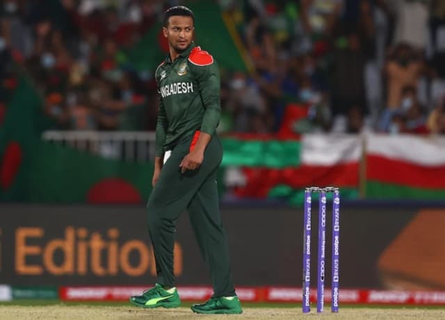 Bangladesh think Sharjah pitches could help their spinners 