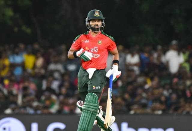 I try to stay as positive as possible: Shamim