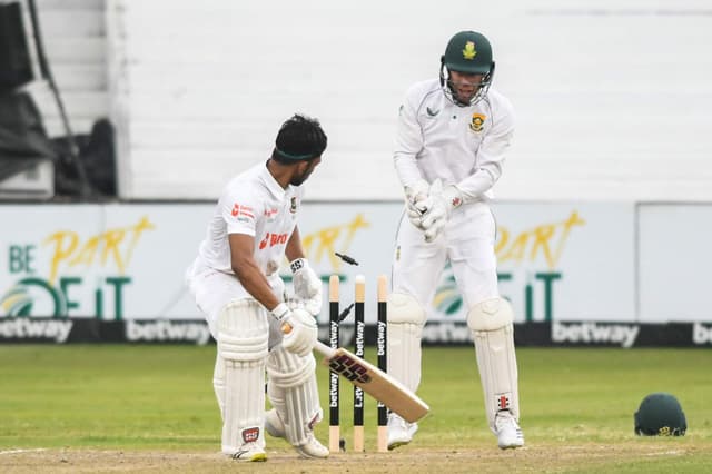 Harmer spins a web around Bangladesh after SA make 367