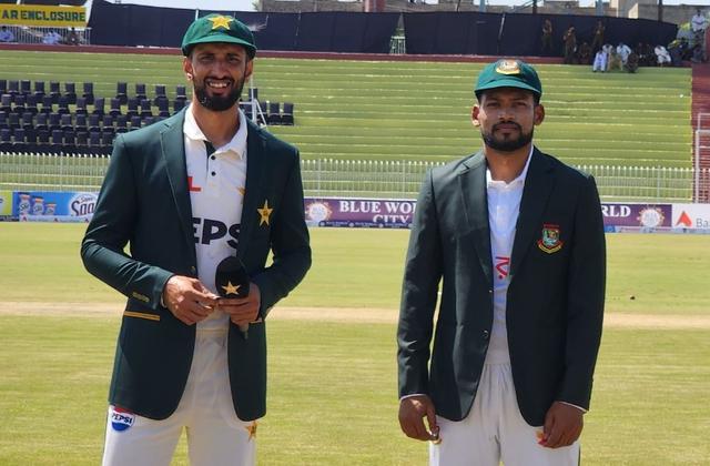 Live: Bangladesh bowl first against Pakistan in first Test