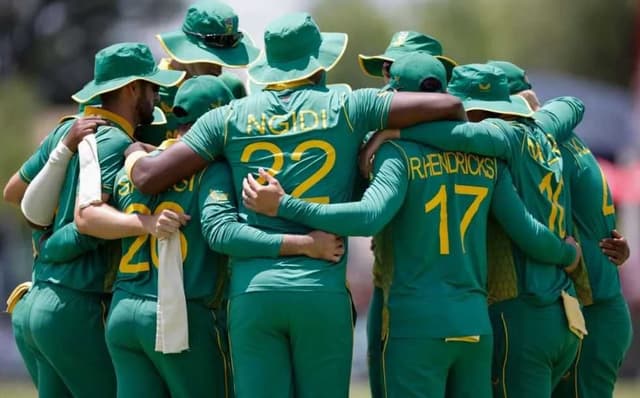South Africa fined and deducted two one point for slow over-rate in third ODI