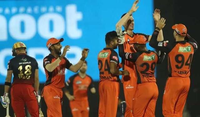 SRH pacers rip apart RCB to register stunning 9-wicket win