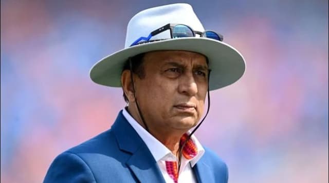 Sunil Gavaskar slams Hardik for Dhoni's onslaught in the last over 