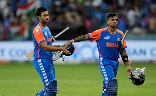 No handshakes after India vs Pakistan clash sparks debate on social media