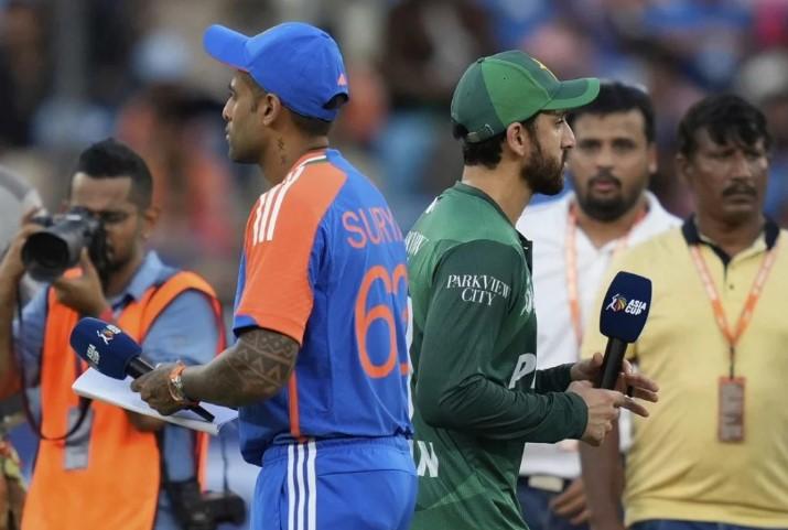 Handshake debate returns before India vs Pakistan T20 World Cup match